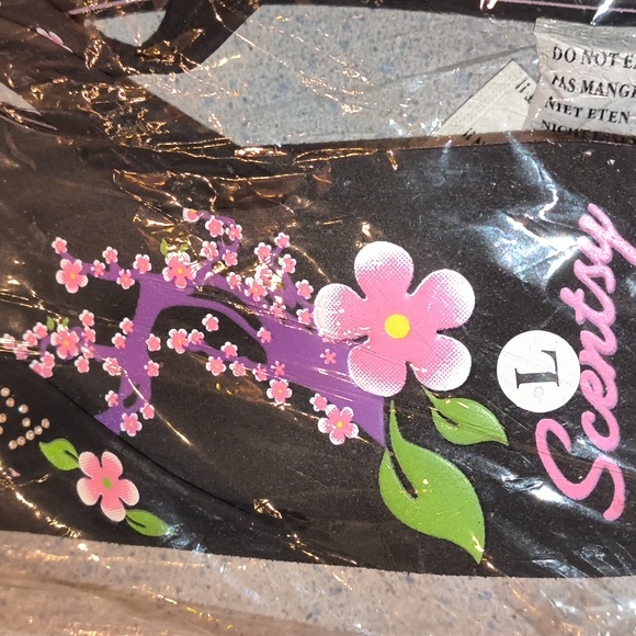 Scentsy Blossom Sandals - Picture 3 of 8